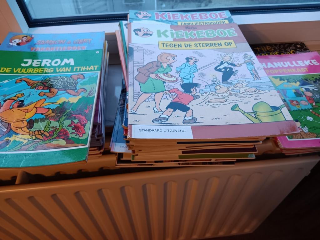Stripboeken, Boeken, Meerdere comics, Ophalen, Gelezen, Linthout en Urbanus