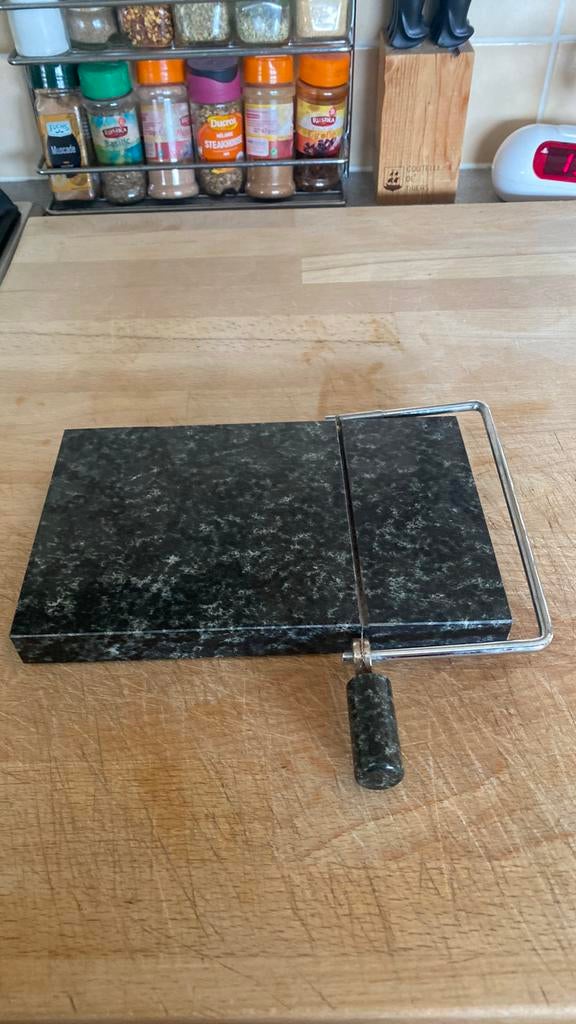 Marmeren bord met draadcoupon in zeer goede staat, Zo goed als nieuw