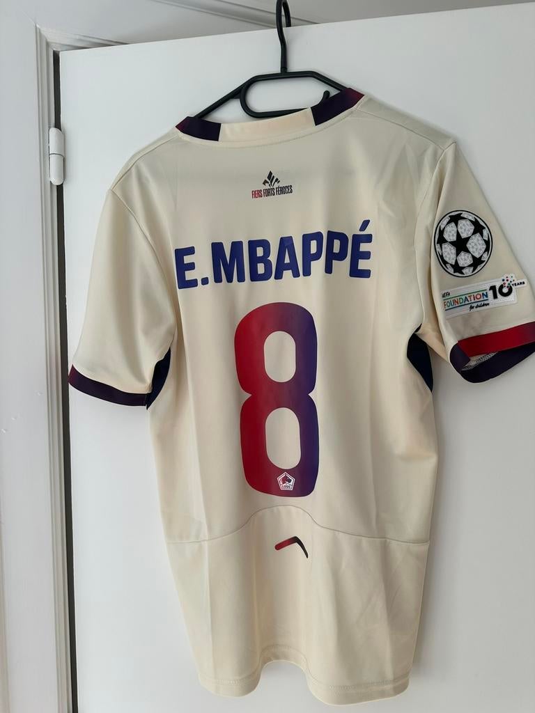 Ethen Mbappe Lille S, Verzenden