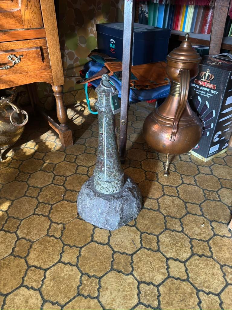 A decorative stone-like column finial with a rough base, Antiek en Kunst, Antiek | Keramiek en Aardewerk, Ophalen