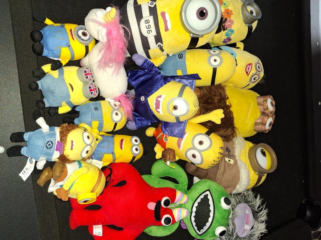 Peluches minions et autres, Enlèvement, Utilisé, Ours