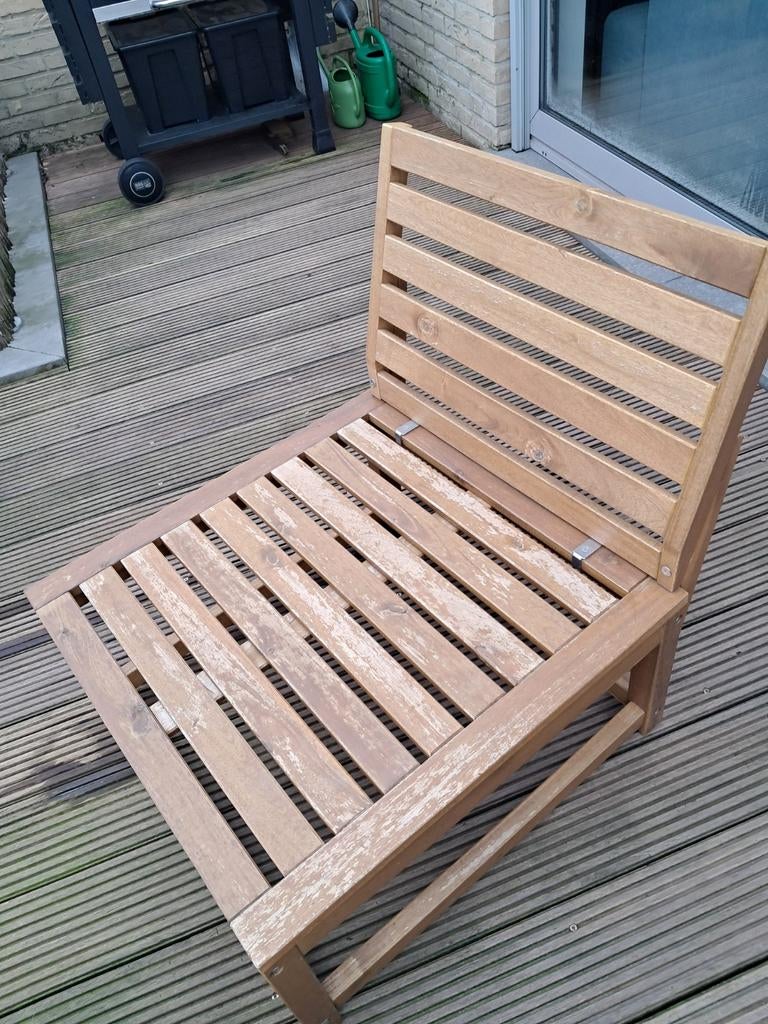 2 chaises et une table Ikea, Enlèvement