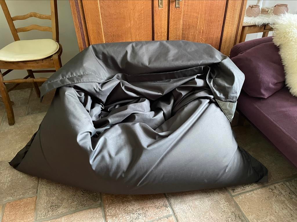 2 poufs/coussins 146 x 176cm marque Sit On État impeccable, Utilisé