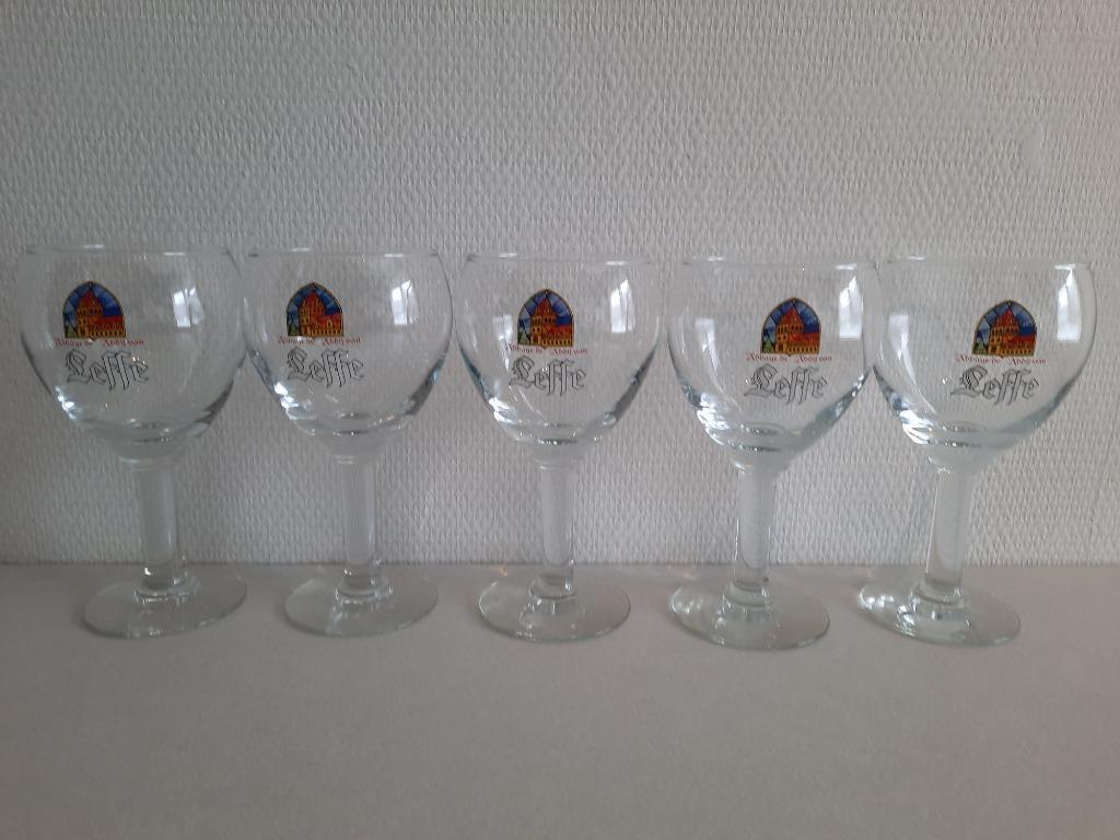 5 Leffe bierglazen, Ophalen of Verzenden, Zo goed als nieuw, Glas of Glazen, Leffe