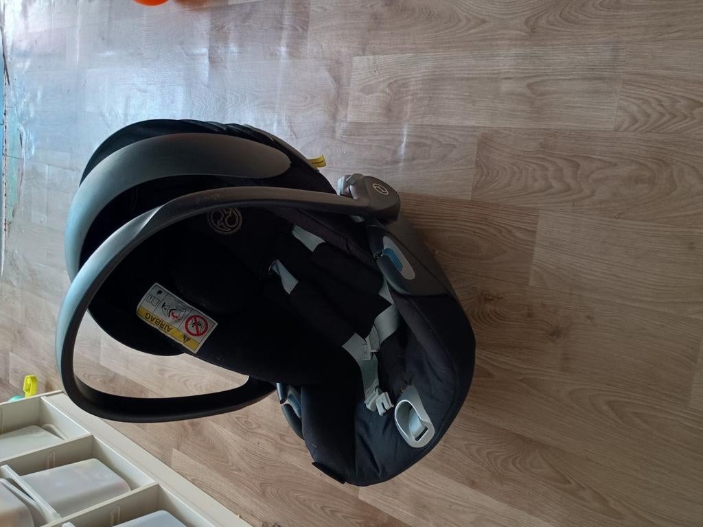 Maxi cosy cybex, Enlèvement, Utilisé