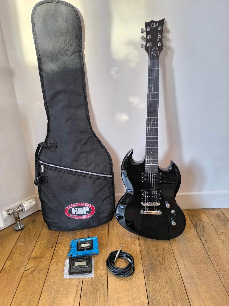 Guitare électrique ESP LTD Viper 10 noir vernis, housse, Enlèvement ou Envoi, Comme neuf, Semi-solid body, Autres marques