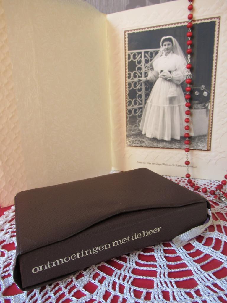 misboek-missaal-Plechtige Communie-1967-NIEUW-VINTAGE, Antiek en Kunst, Antiek | Religieuze voorwerpen, Ophalen of Verzenden