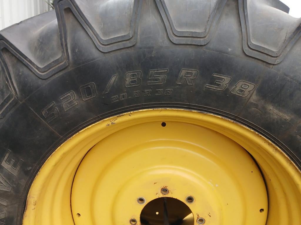 4 john deere wielen 20.8 38 18.4.26, Ophalen