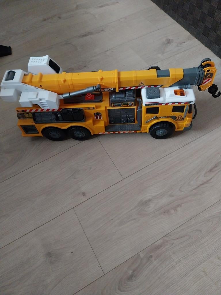 Speelgoed vrachtwagen, Ophalen, Zo goed als nieuw