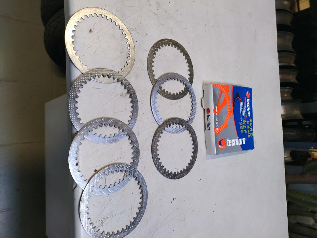 kawasaki klf 220 koppelingsplaten nieuw, Enlèvement ou Envoi, Neuf