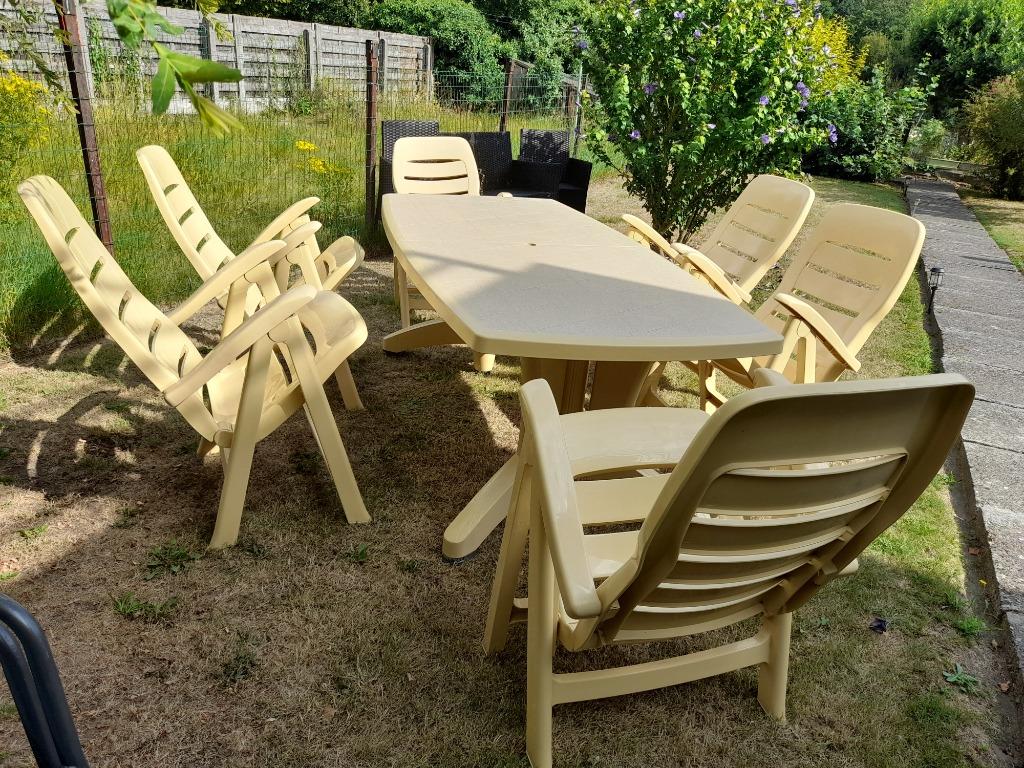 Tuinmeubilair, Ophalen, Kunststof, 6 zitplaatsen, Zo goed als nieuw