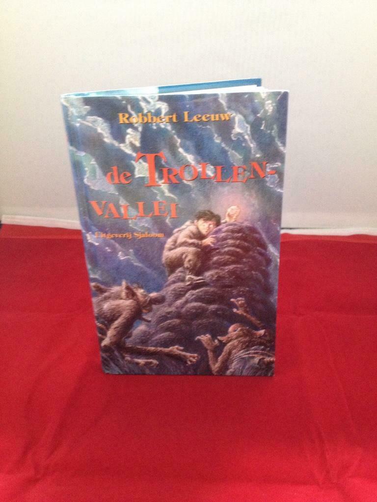 De trollenvallei ( Sjaloom ) Robbert Leeuw 9+, Boeken, Ophalen of Verzenden, Gelezen, Leeuw, Fictie algemeen
