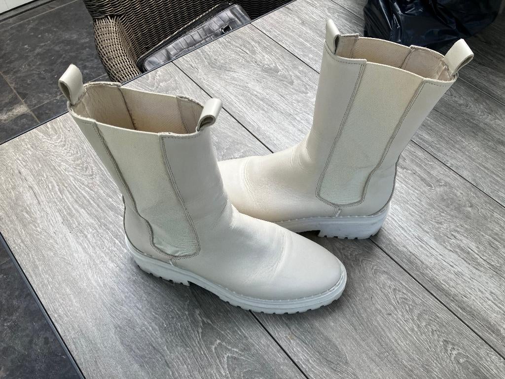 Dames Boots Nubbik maat 41, Ophalen, Wit, Lage of Enkellaarzen, Nubbik