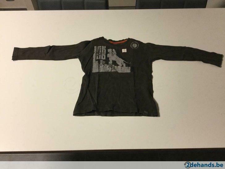 3 T-shirts met lange mouwen maat 98, Ophalen of Verzenden, Gebruikt, Jongen, Shirt of Longsleeve