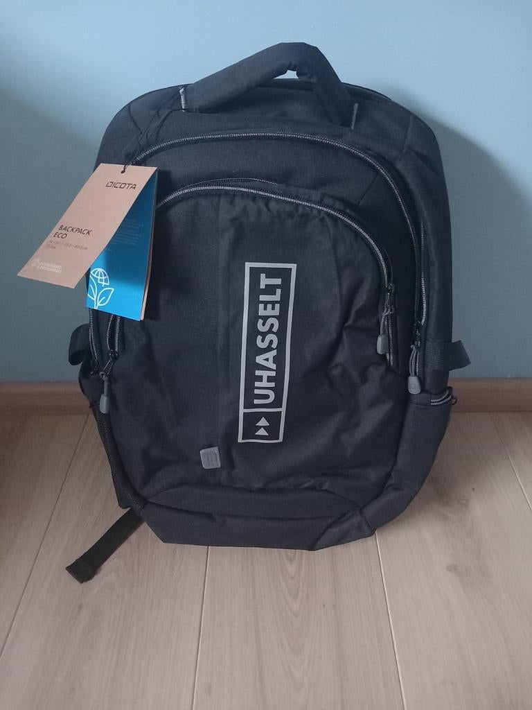 Nouveau sac à dos, Enlèvement