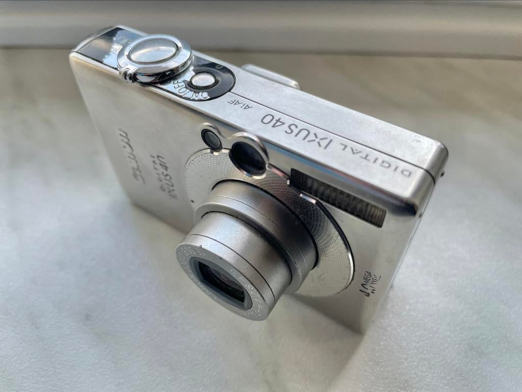 Fototoestel Canon Ixus 40 digital (defect), Audio, Tv en Foto, Ophalen, Zo goed als nieuw, Canon