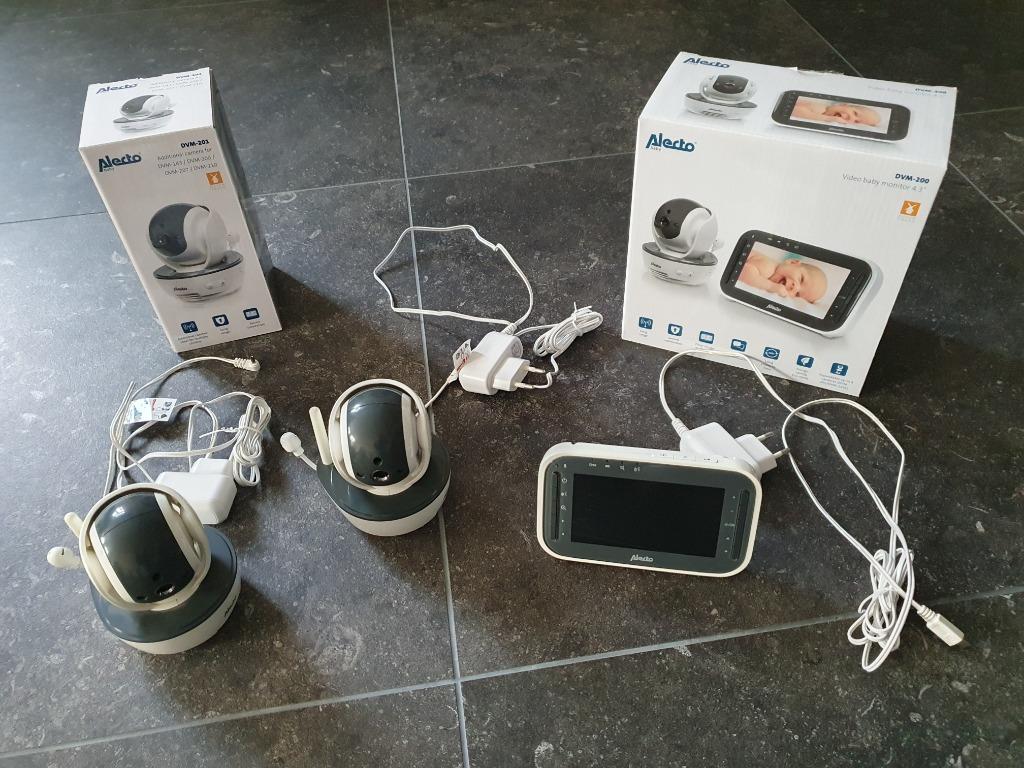 Babyfoon Alecto DVM-200 + uitbreidingscamera DVM-201, Ophalen, Zo goed als nieuw, Minder dan 100 meter, Camera