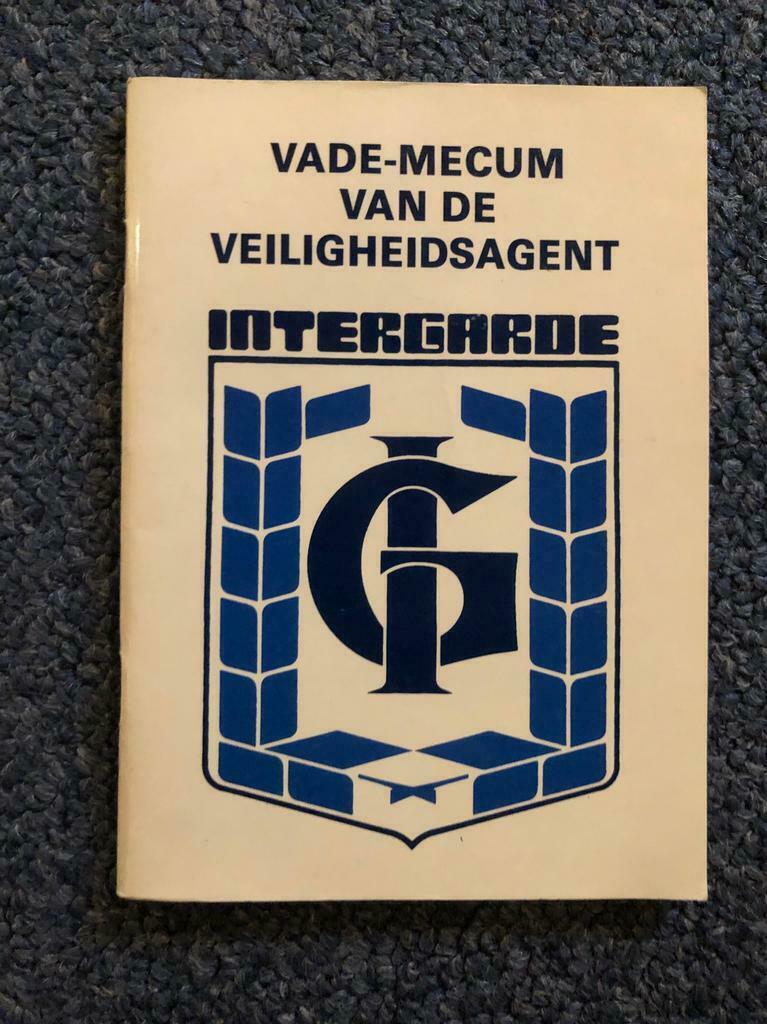 Vintage handboekje bewaking jaren 80 - gratis verzending, Ophalen of Verzenden, Overige soorten, Boek of Tijdschrift