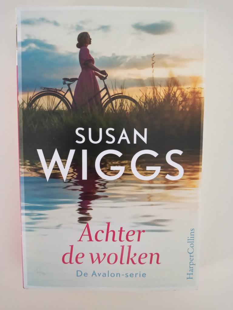NIEUW Susan Wiggs - Achter de wolken, Boeken, Ophalen of Verzenden, Nieuw