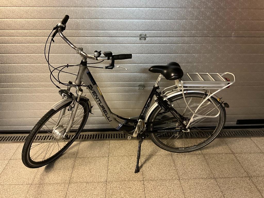 Elektrische fiets van het merk Venturelli, Ophalen, Gebruikt