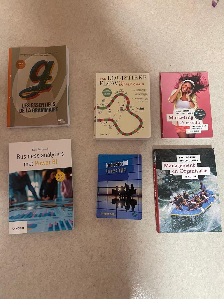 Bedrijfsmanagement: KMO & Ondernemen, Ophalen of Verzenden, Zo goed als nieuw, Hogeschool, Pearson