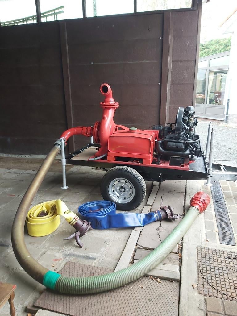 Grote waterpomp, Tuin en Terras, Ophalen