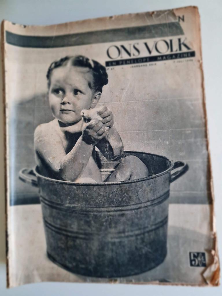 Ons Volk Jg. 1946 met o.a. Sleen en Vandersteen, Gelezen, Marc Sleen, Ophalen of Verzenden, Meerdere stripboeken