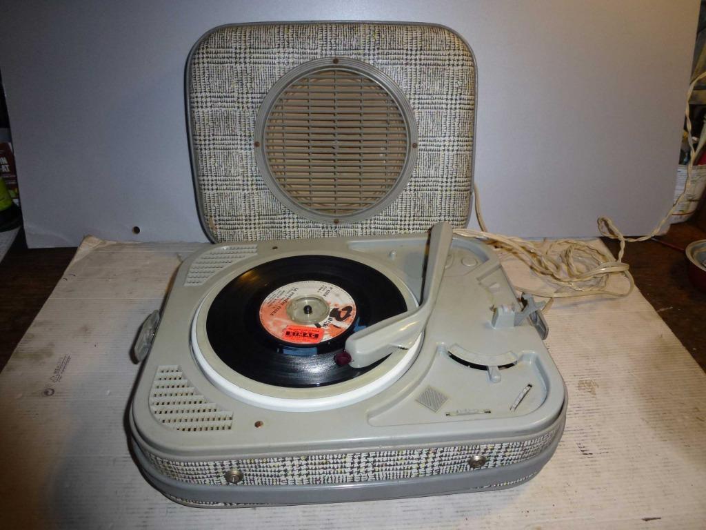 tourne disque NOVAK  " magnifique " finition Prince de Galle, Enlèvement ou Envoi, Utilisé, Tourne-disque, Autres marques
