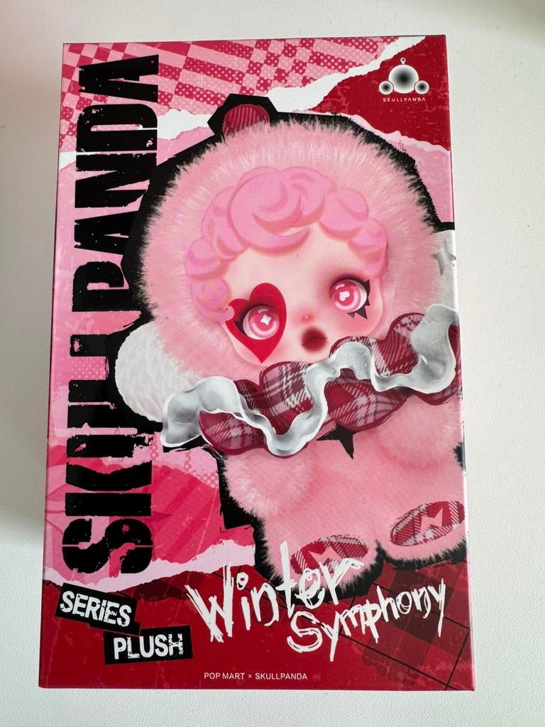 Skullpanda Winter series plush/ popmart/sealed, Verzamelen, Poppen, Ophalen of Verzenden, Zo goed als nieuw