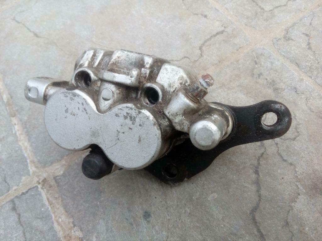 Etrier de frein dirtbike, Enlèvement