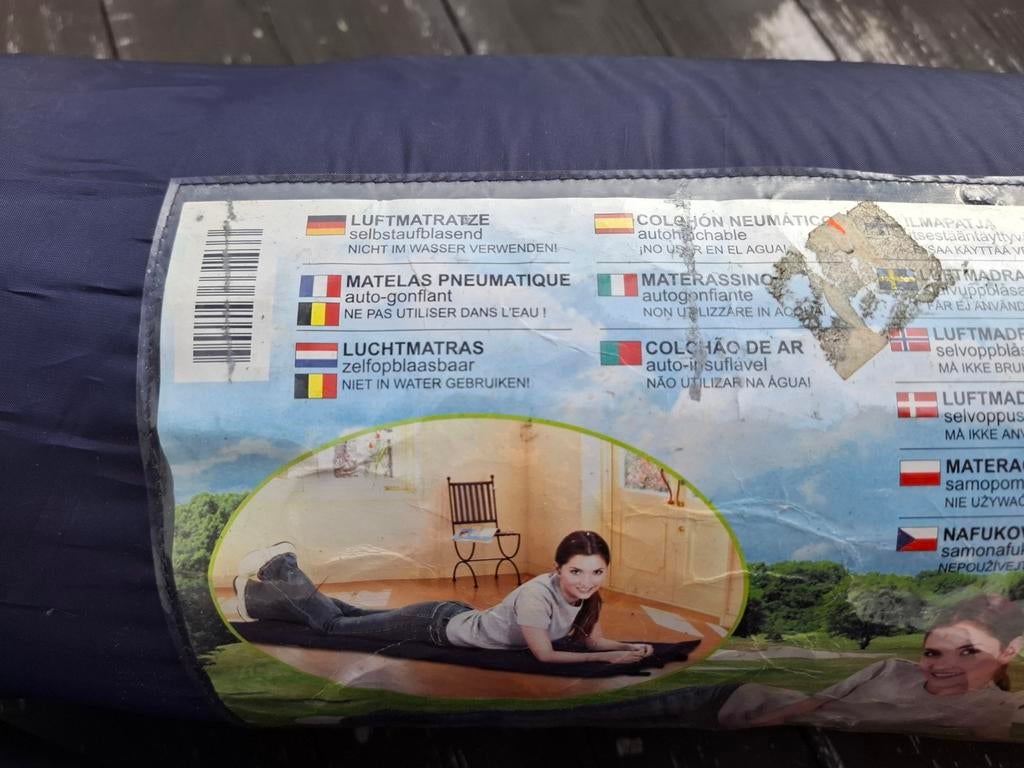 Allerlei kampeerartikelen, Enlèvement