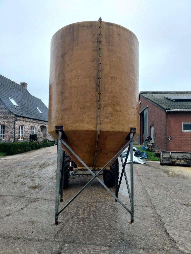 Voedersilo 2 ton, Zakelijke goederen, Landbouw | Veevoer, Ophalen