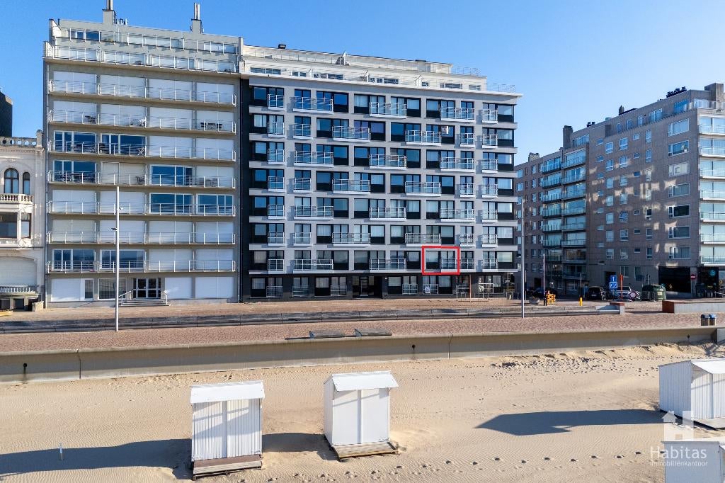 Vernieuwde studio MET FRONTAAL ZEEZICHT., Immo, 35 tot 50 m²