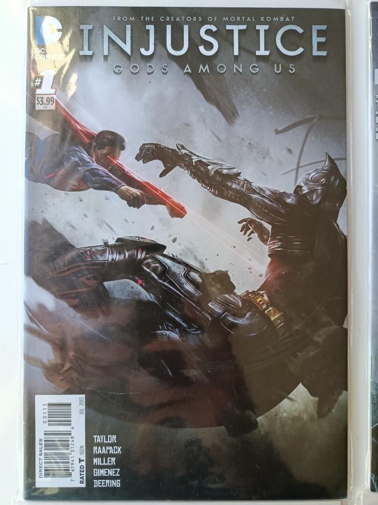 DC comics - Injustice : year 1 + 2 (single comics + annuals), Boeken, Ophalen of Verzenden, Zo goed als nieuw