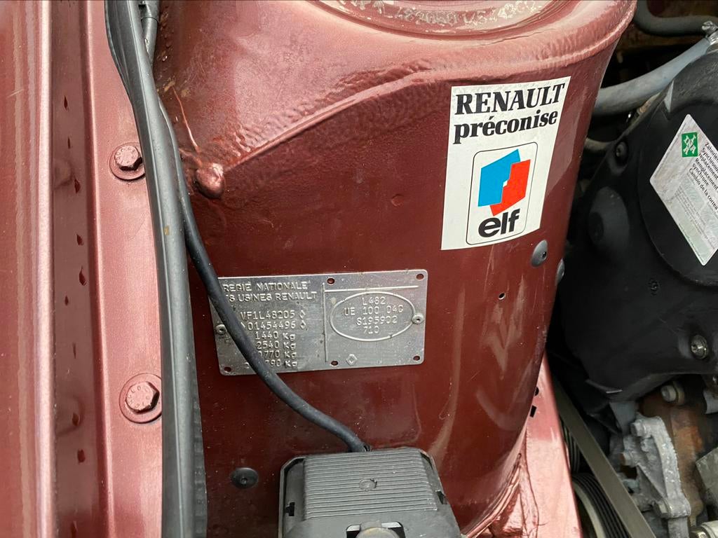 Mooie Renault 21 GTS Symphonie benzine Oldtimer 2e Eig. !!, foto 8