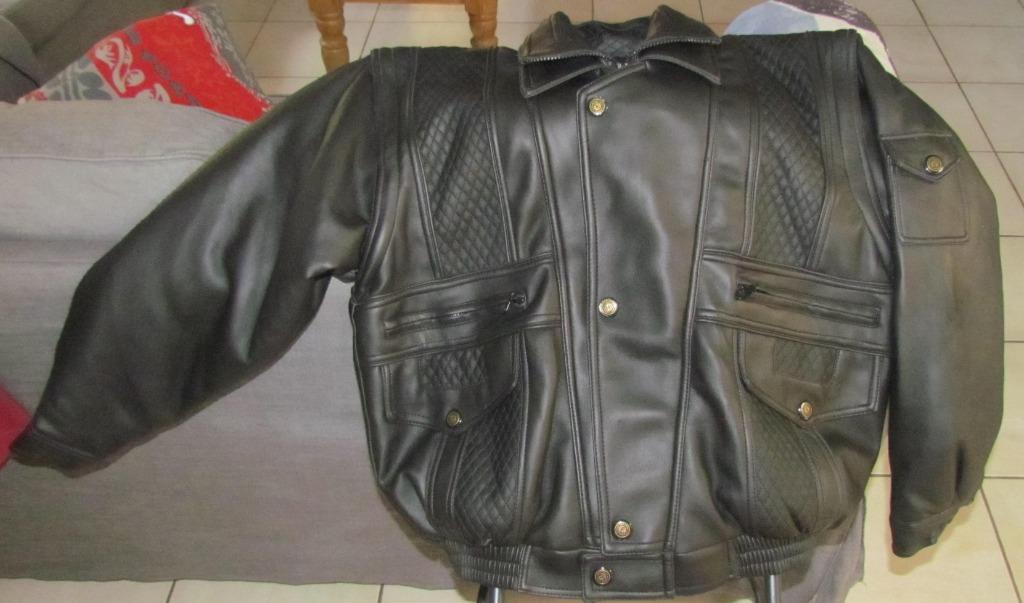 Lederlook vest merk CHI 100% polyester MEDIUM, Maat 38/40 (M), Ophalen of Verzenden, Zo goed als nieuw, CHI