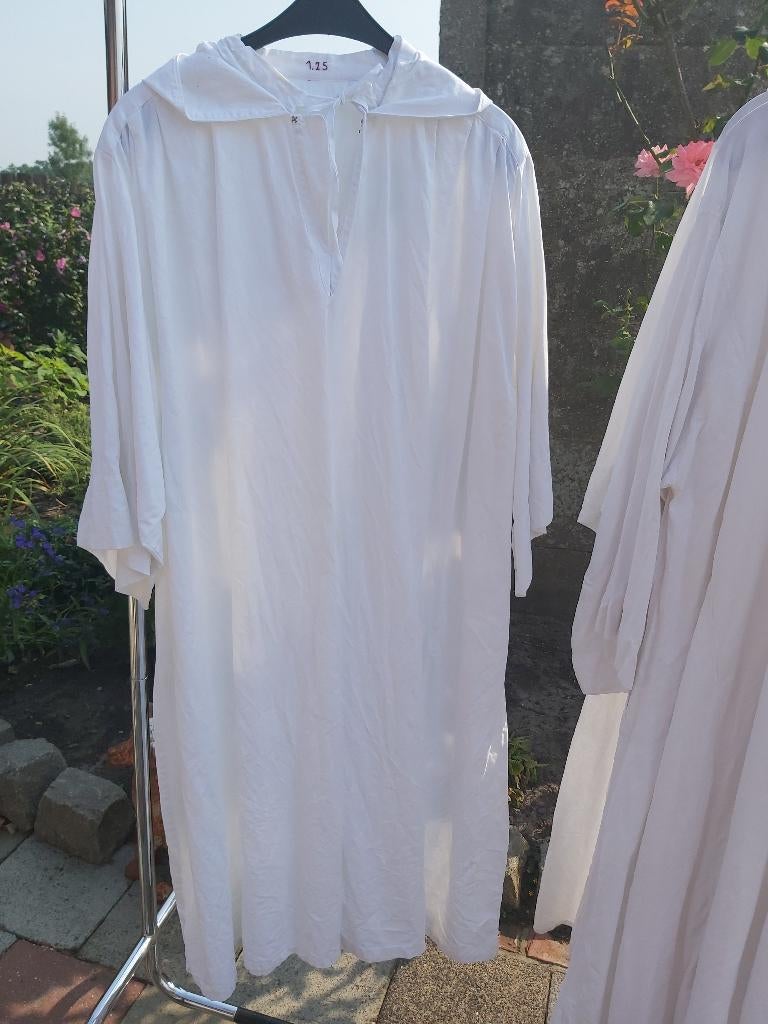 Theaterkleding albes priesterkleding kazuifels carnaval, Ophalen of Verzenden, Gebruikt, Toneelattributen of Onderdelen