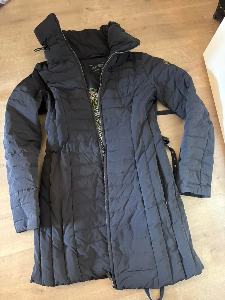 Veste d'hiver bleue signée Armani, Enlèvement, Comme neuf, Taille 38/40 (M)