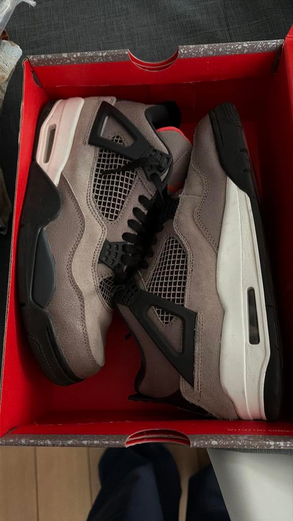 Nike sneakers, Ophalen of Verzenden, Zo goed als nieuw, Sneakers