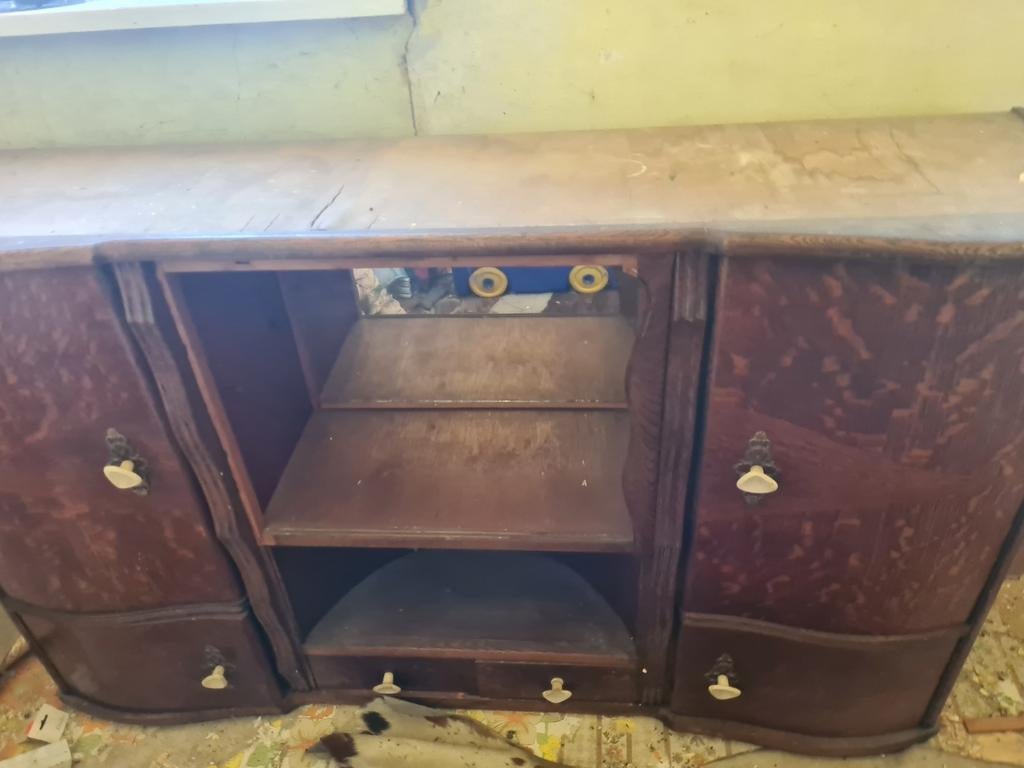 Meuble très ancien, Enlèvement, Utilisé