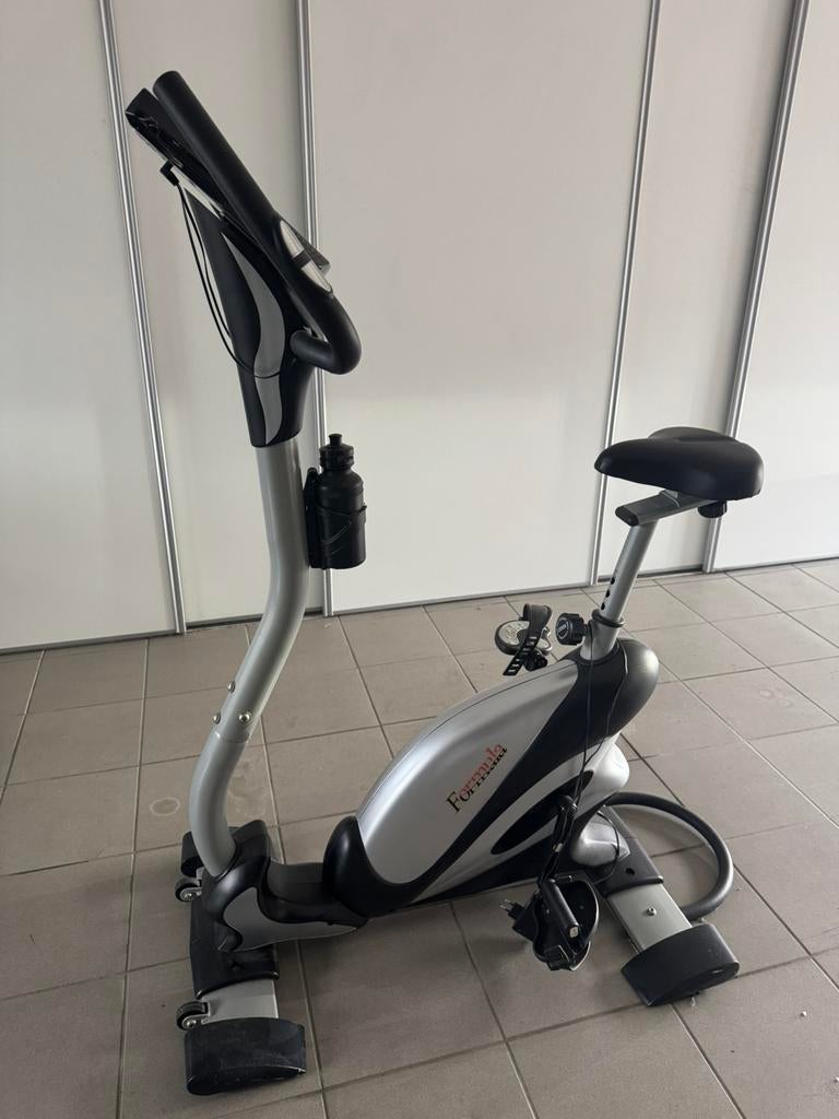 Hometrainer. Geen koerier aub, Ophalen, Benen, Hometrainer, Nieuw