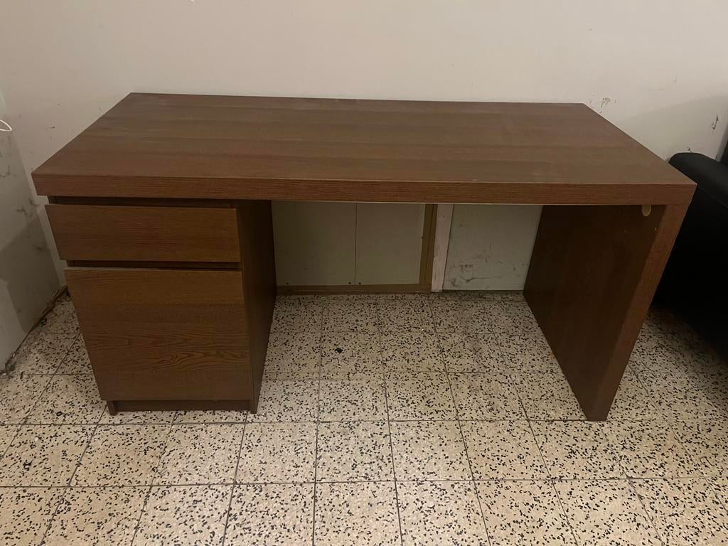 Ikea bureau MALM, Ophalen, Zo goed als nieuw
