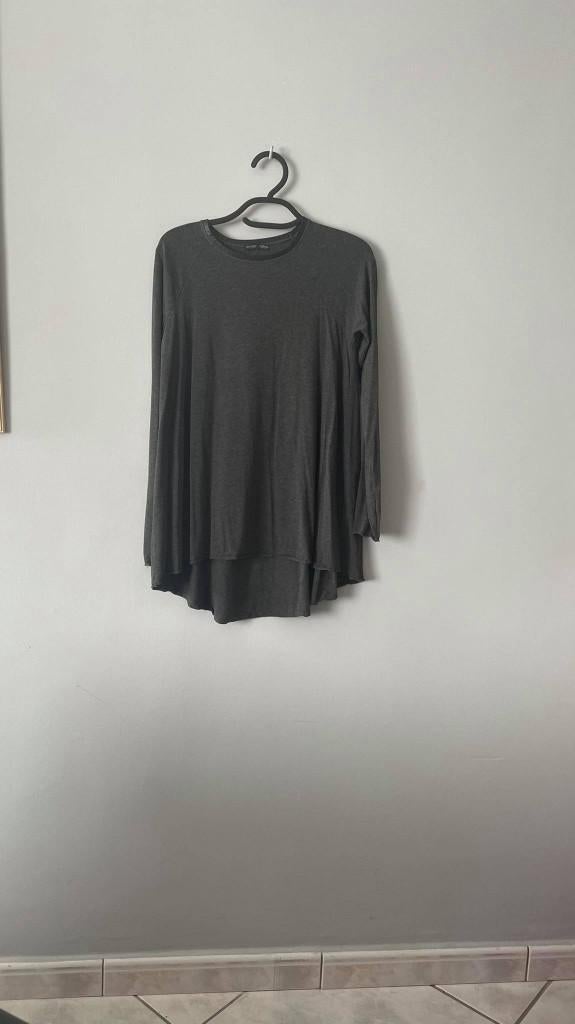 ZARA lange grijszwarte blouse S, Kleding | Dames, Blouses en Tunieken, Zara, Ophalen of Verzenden, Zo goed als nieuw, Maat 36 (S)