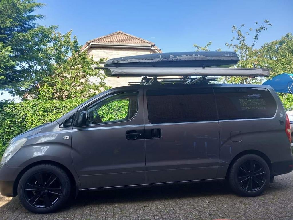 Hyundai H1 minicamper 164Pk 5pl lichte vracht, Grijs, Particulier, Zilver of Grijs, Te koop