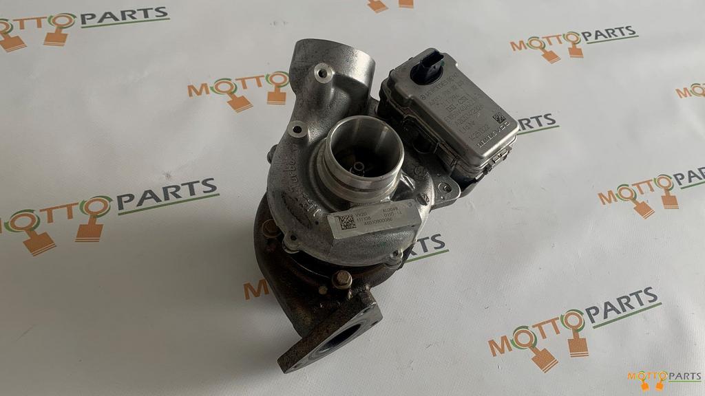 Mercedes-Benz Sprinter Vito C GLK Klasse Turbo A6510900086, Utilisé, -, -, Enlèvement ou Envoi