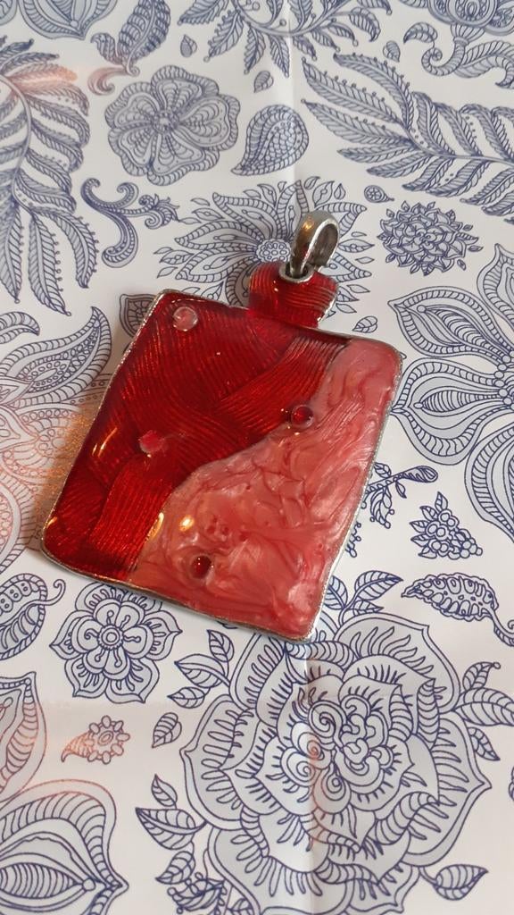 Grand pendentif émaux rouge, Enlèvement ou Envoi, Comme neuf, Rouge