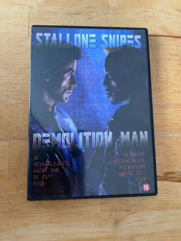 Dvd  :  Demolition Man Sylvester Stallone en Wesley Snipes., Cd's en Dvd's, Dvd's | Actie, Zo goed als nieuw, Actie, Vanaf 16 jaar