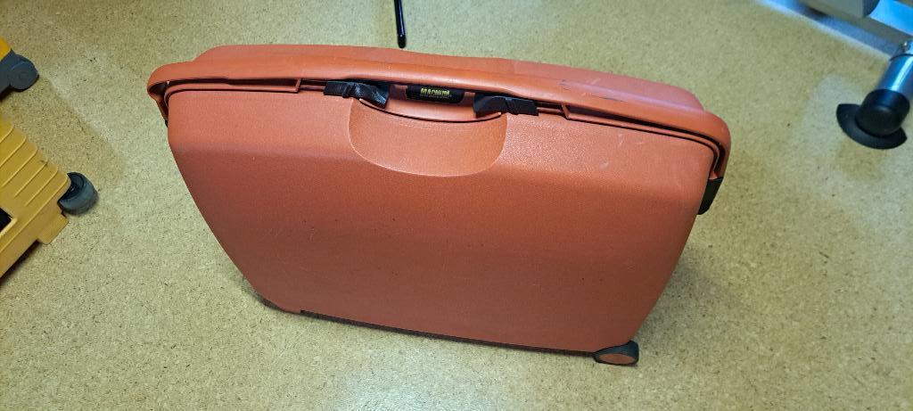 VALISE Sansonite Magnum, Enlèvement, Utilisé, Plastique dur, Clé