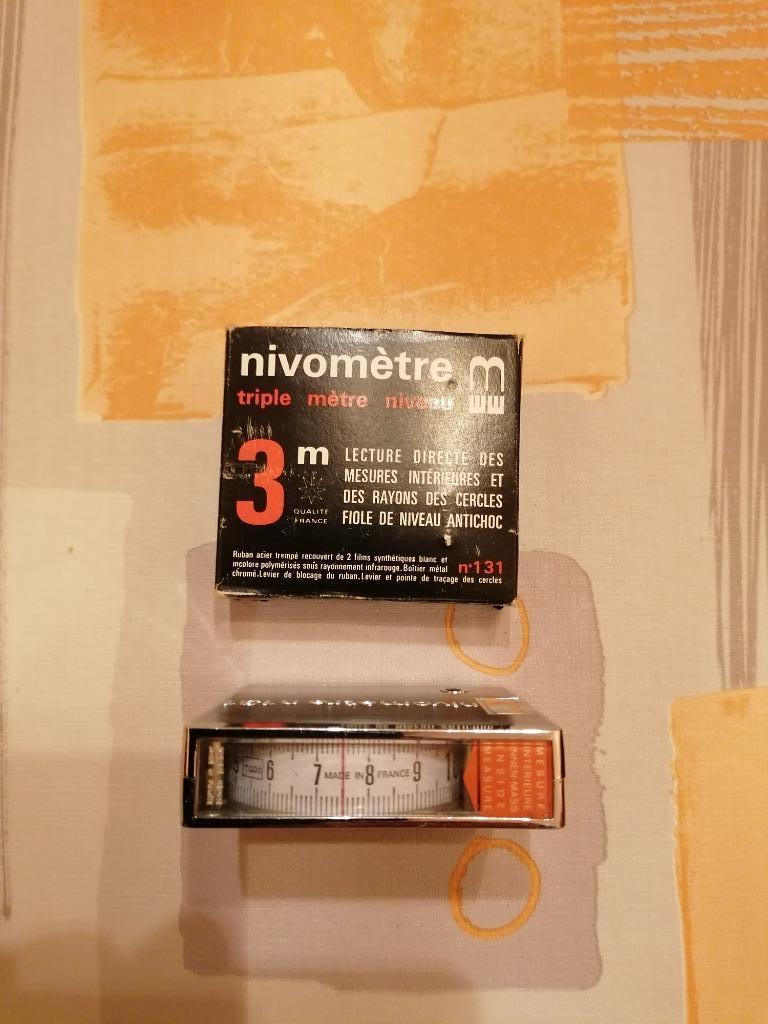 Triple mètres "Stanley" avec niveau., Enlèvement ou Envoi, Neuf, Multimètre