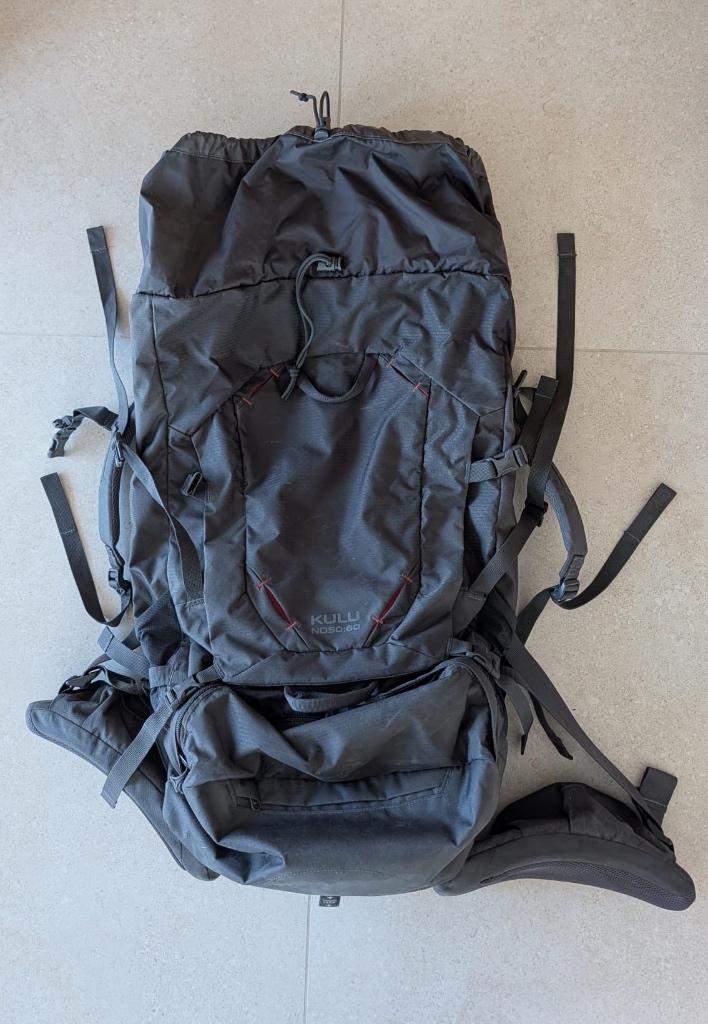 Lowe Alpine Kulu 50:60, 30 cm of meer, Zwart, Ophalen of Verzenden, Zo goed als nieuw